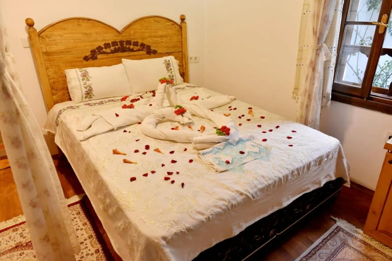 Sirincem Pension Selçuk 0*,
