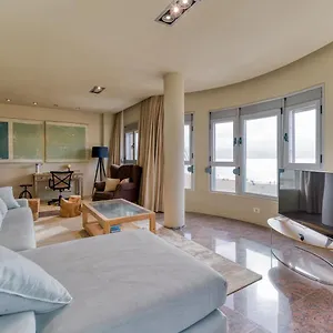 luxury-bakus-canteras-beach-1.in-canary-islands.com/