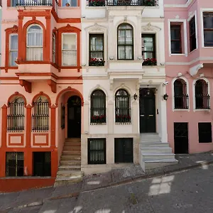 catirga-apartments.istanbul-turkeyhotels.com/